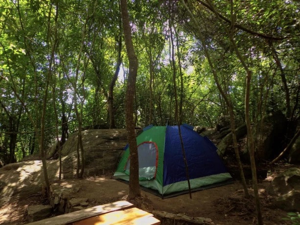 wild-rocks-camp-at-tangalle-camping-and-hiking-in-sri-lanka-big-1