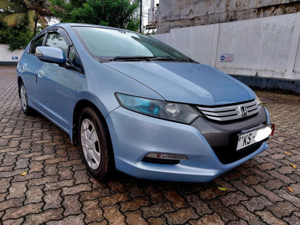 rent-a-honda-insight-today-big-1