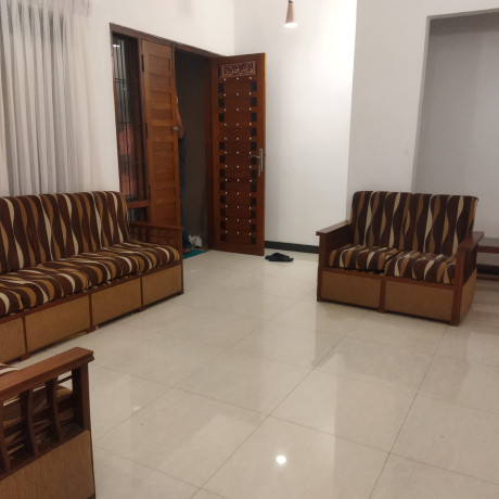 kalubowila-furnished-house-for-rent-big-3