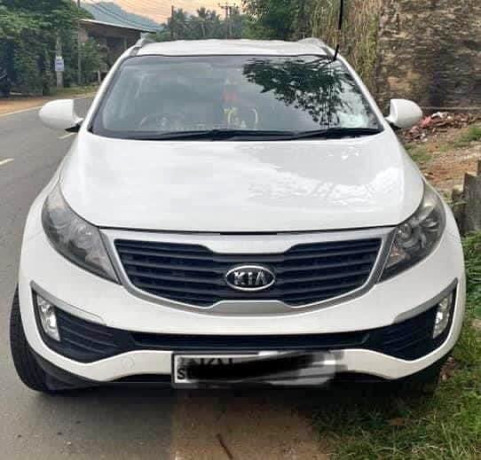 kia-sportage-rental-drive-in-style-and-comfort-big-0