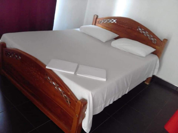 room-for-rent-in-kandy-big-1