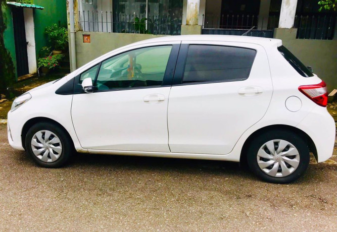 toyota-vitz-rental-compact-and-convenient-travel-big-2