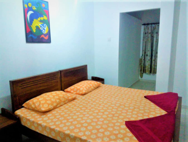 rent-a-luxurious-room-in-galle-big-0