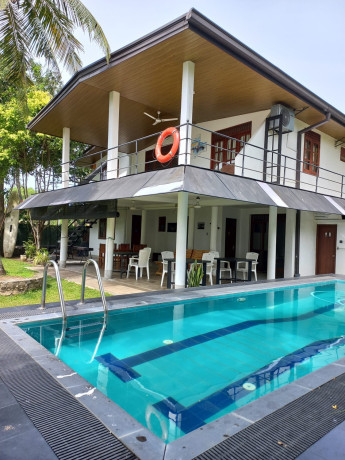 villa-crystal-lagoon-in-pamunugama-big-0