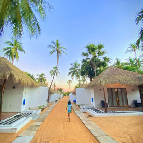 the-blue-lagoon-resort-in-kalpitiya-big-2