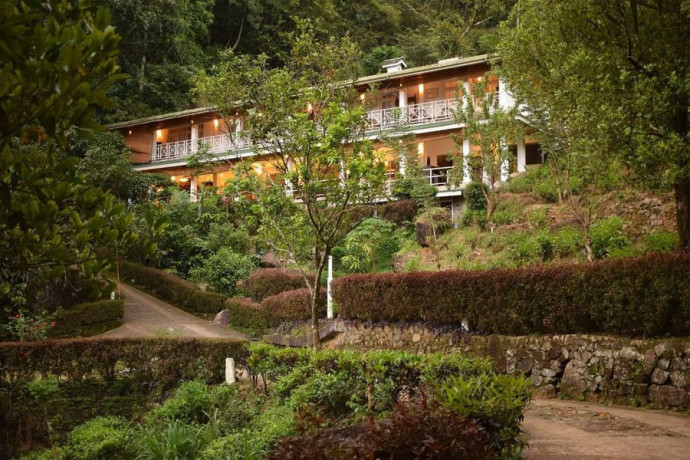 forest-edge-hotel-in-kithulgala-big-0