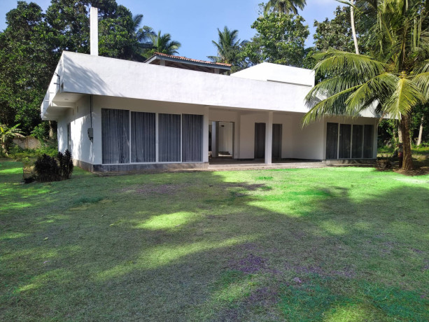 villa-savendro-in-hikkaduwa-big-4