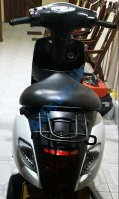 rent-a-suzuki-lets-5-scooter-in-kelaniya-big-0