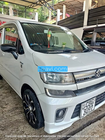 rent-a-wagon-r-in-colombo-big-3