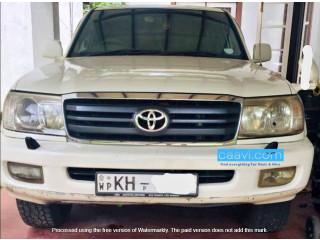 Toyota Land Cruiser for rent in Ja-Ela