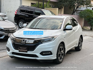 Honda Vezel for rent in Colombo