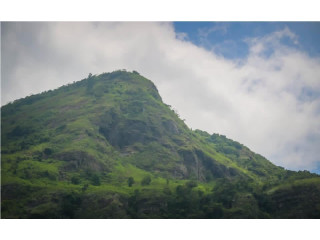 Hanthana Mountains Range Day Hiking in Kandy