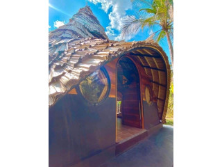 Igabara Hobbit House in Tangalle