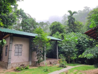 Powerhouse River Resort in Eheliyagoda