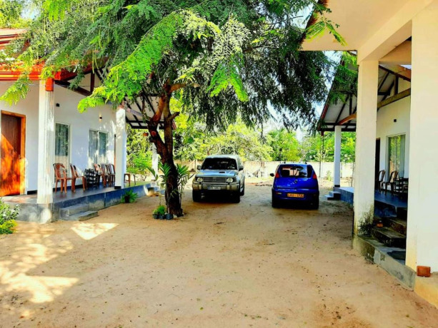 hotel-krish-in-kalkudah-big-1