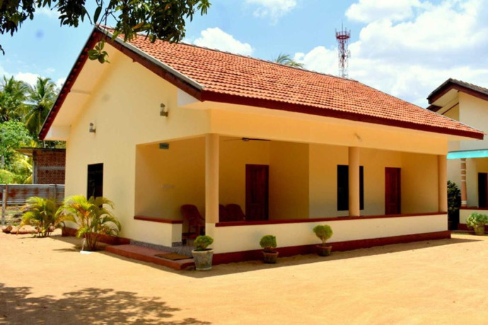 yaswi-guest-house-in-pasikudah-big-0