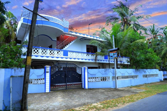 sand-bar-sun-view-in-batticaloa-big-0