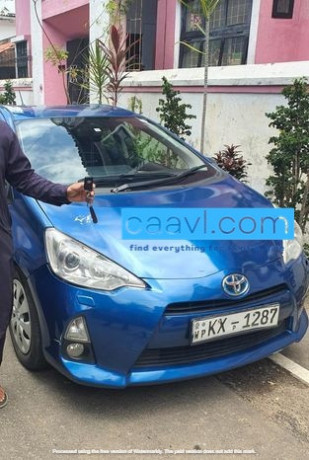 toyota-aqua-for-rent-in-colombo-rent-a-car-big-0