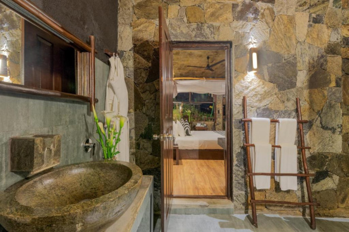98-acres-resort-spa-big-2