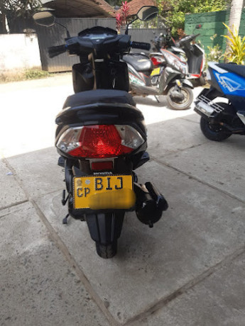 rent-a-car-bike-galle-scooter-and-bike-and-galle-big-2