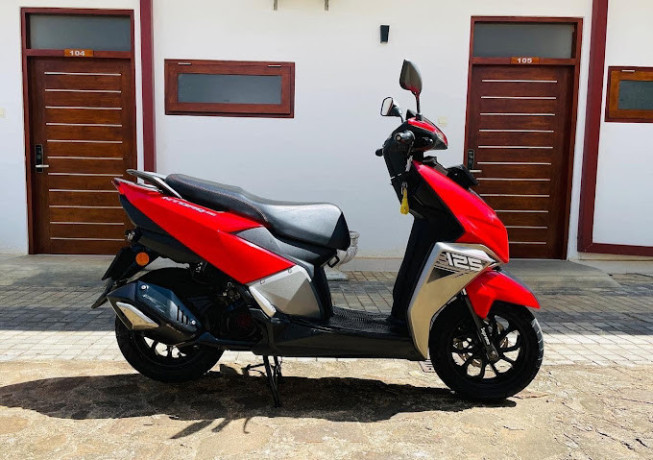 hikka-rental-bike-and-scooter-rental-i-galle-big-0