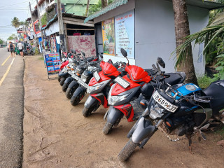 Mirissa no.1 rent bike scooter and bike rental in Mirissa