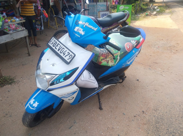 nilaveli-motorbikes-tuktuk-rentals-in-nilaveli-big-1