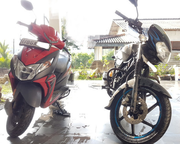 lidula-amarasekara-bike-and-scooter-rental-in-colombo-big-0