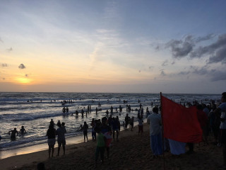 Mount Lavinia Beach: A Charming Blend of History and Coastal Beauty in Colombo