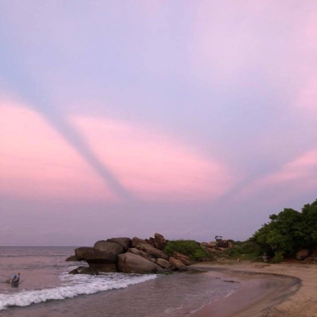 arugam-bay-beach-a-tropical-oasis-on-sri-lankas-southeastern-coast-in-ampara-big-1