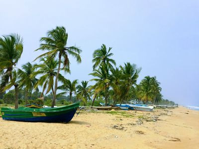 thalaiyadi-beach-a-hidden-coastal-haven-with-serene-waters-and-natural-beauty-in-jaffna-big-1