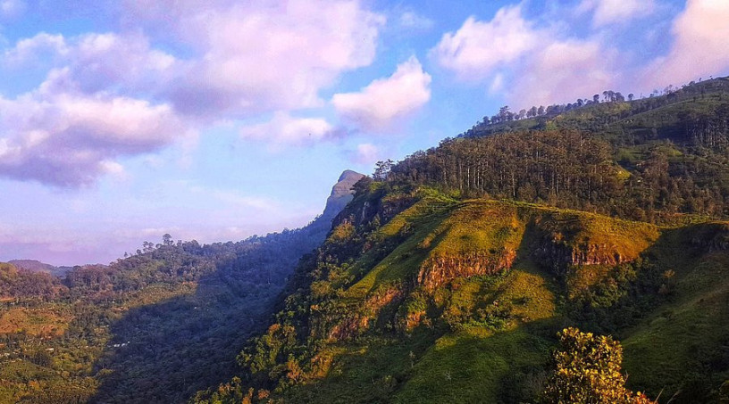 narangala-mountainous-tourism-explore-the-majestic-peaks-and-scenic-robinsons-path-in-ella-big-2