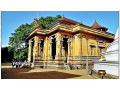 kelaniya-raja-maha-viharaya-a-historic-buddhist-temple-in-colombo-small-3