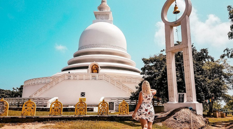 japanese-peace-pagoda-rumassala-a-tranquil-symbol-of-harmony-in-galle-big-1