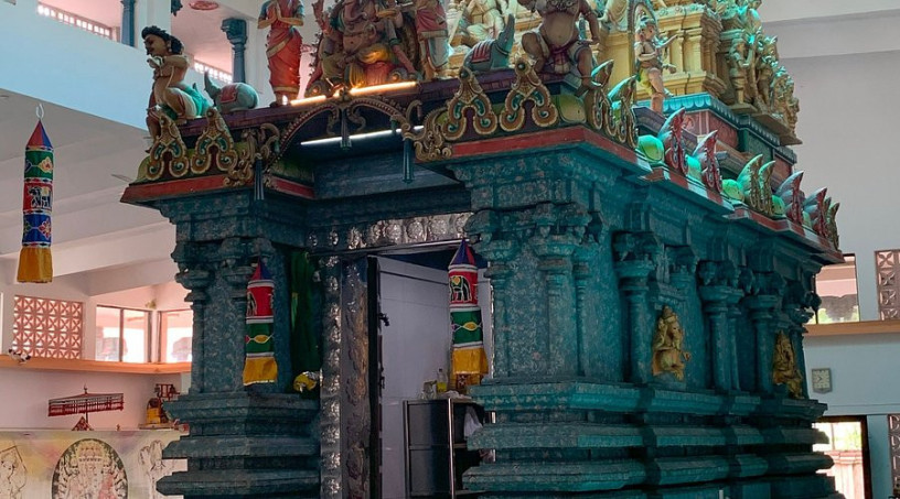 sri-kailawasanatan-swami-temple-a-sacred-hindu-sanctuary-in-colombo-big-4