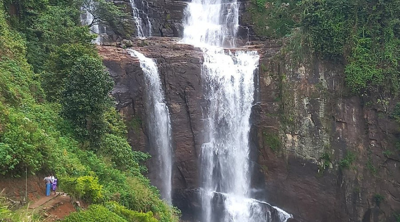 ramboda-falls-a-majestic-waterfall-in-sri-lankas-hill-country-big-3