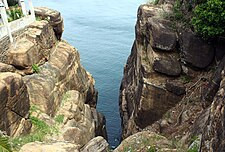 thirukoneswaram-kovil-a-historic-hindu-temple-overlooking-trincomalee-big-2