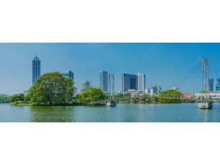 Beira Lake: Colombo’s Serene Urban Oasis in Colombo