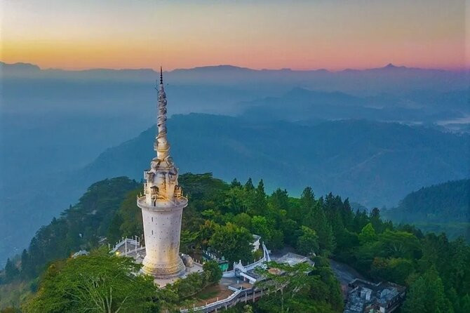 ambuluwawa-tower-a-journey-to-the-pinnacle-of-sri-lankas-scenic-beauty-in-gampola-big-0