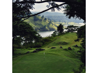 Victoria Golf & Country Resort in Kandy