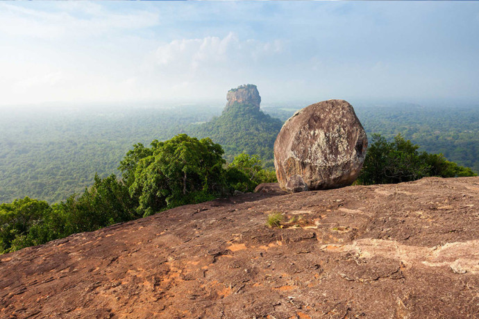 pidurangula-rock-a-hidden-gem-in-sri-lanka-big-2