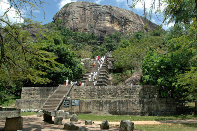 yapahuwa-citadel-a-historic-gem-of-sri-lanka-in-anuradapura-big-4