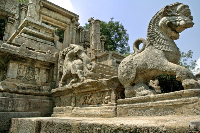 yapahuwa-citadel-a-historic-gem-of-sri-lanka-in-anuradapura-big-2