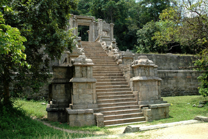 yapahuwa-citadel-a-historic-gem-of-sri-lanka-in-anuradapura-big-3