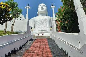 bahirawakanda-temple-a-spiritual-oasis-in-kandy-big-4