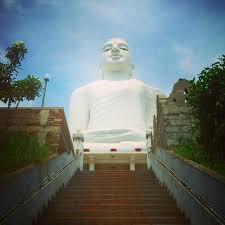 bahirawakanda-temple-a-spiritual-oasis-in-kandy-big-0