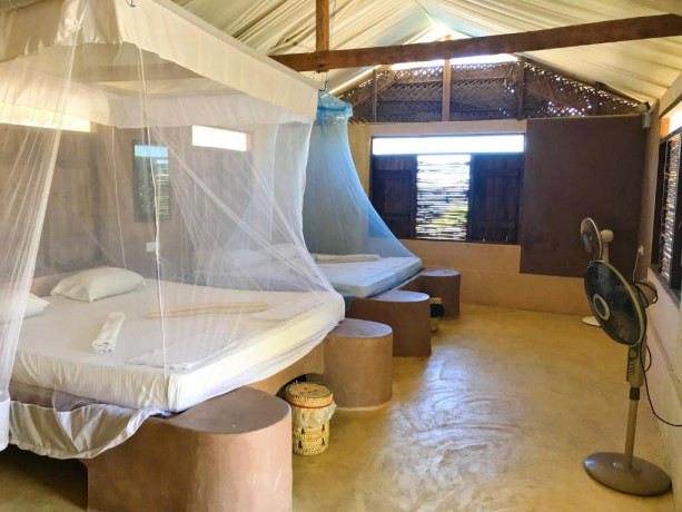 mks-kite-wing-foil-camp-your-adventure-base-in-kalpitiya-big-2