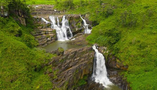 st-clairs-falls-a-scenic-gem-in-sri-lanka-big-1