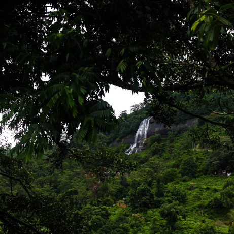 diyathiri-ella-the-serene-waterfall-of-sri-lanka-big-2