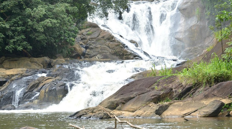 ethamala-falls-a-hidden-jewel-in-sri-lankas-highlands-big-4